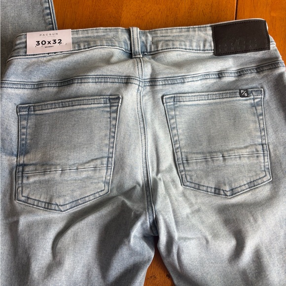 PacSun Ripped Light Gray Skinny Jeans - Picture 3 of 3